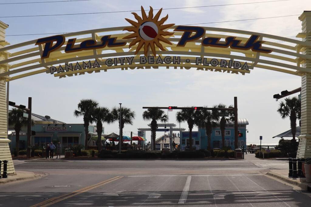 Lazy Palm 4 Pools Short Walk To Beach! Sleeps 5! Panama City Beach Exterior foto